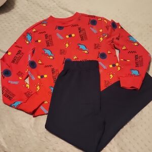NWOT, Red Dinosaur Print Kids Sweatshirt/pants Set, 9/10